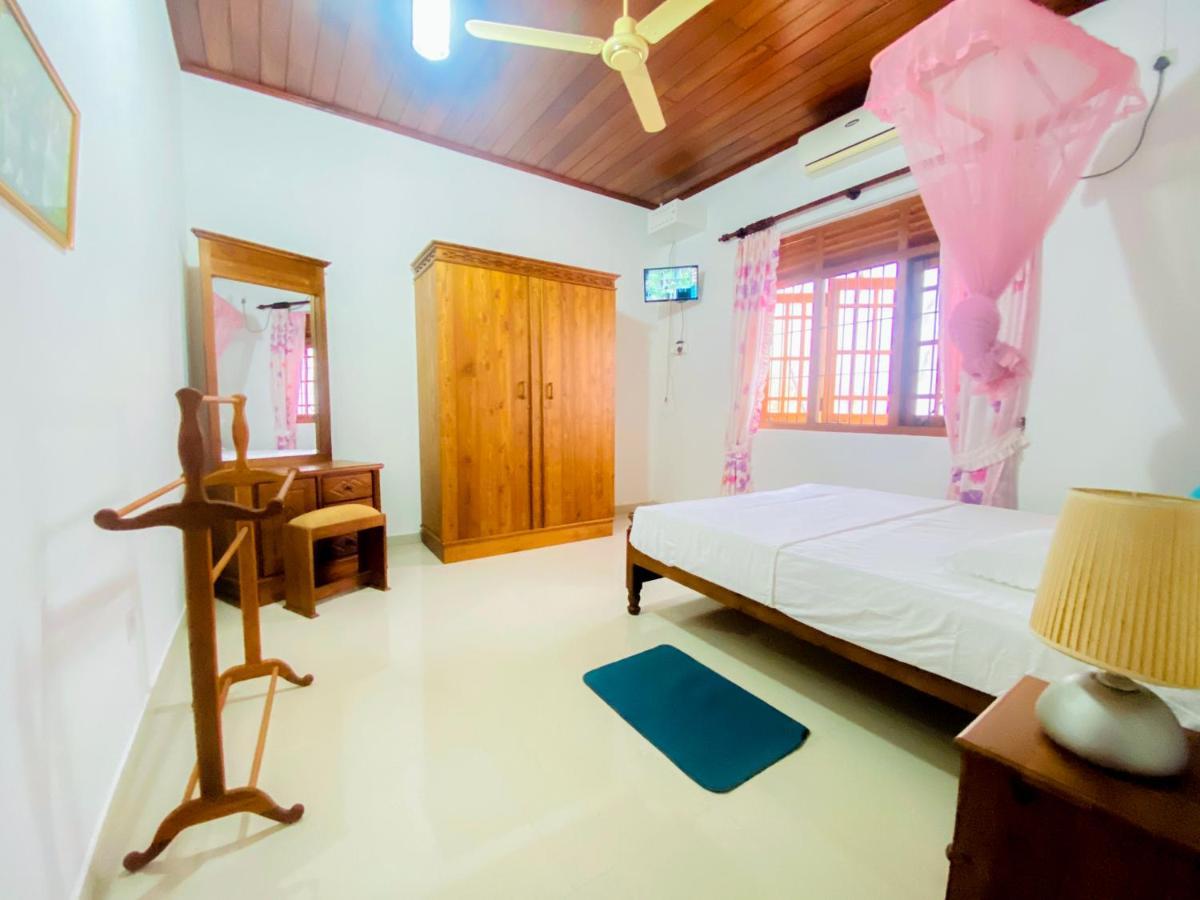 בנטוטה Lumbini Villa מראה חיצוני תמונה