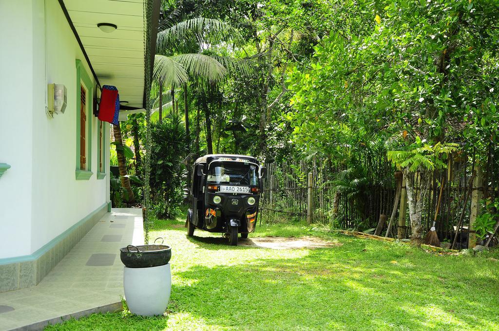 בנטוטה Lumbini Villa חדר תמונה