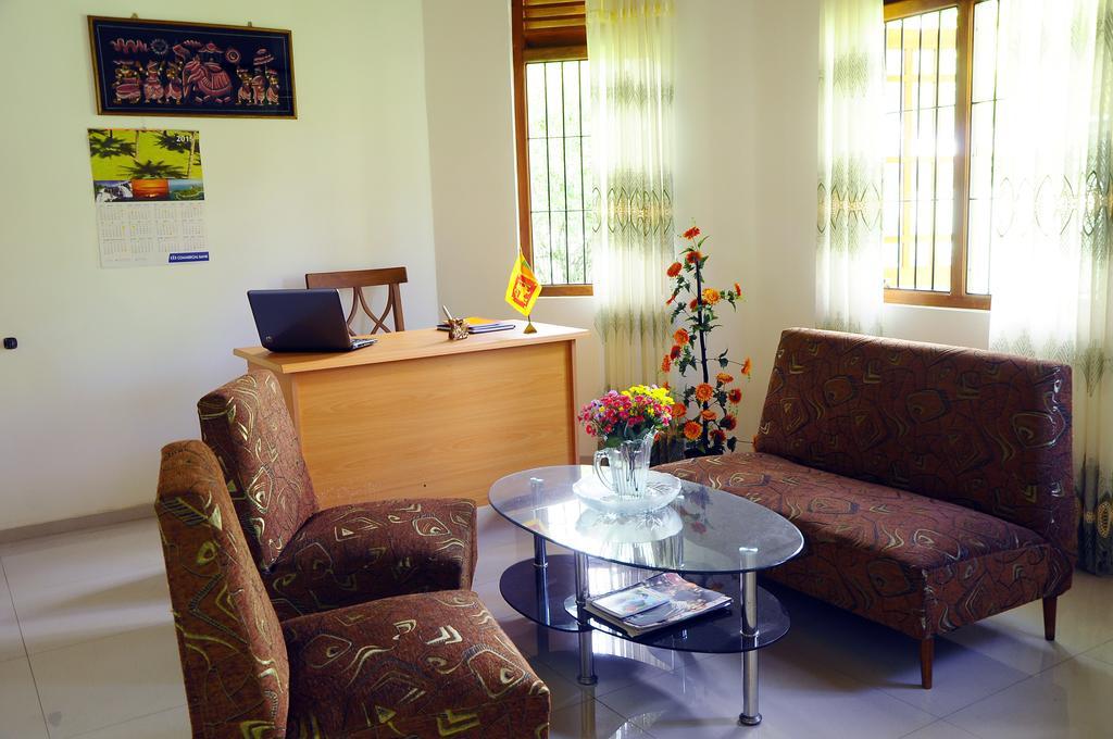 בנטוטה Lumbini Villa חדר תמונה