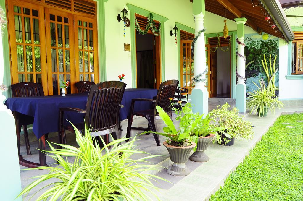 בנטוטה Lumbini Villa חדר תמונה