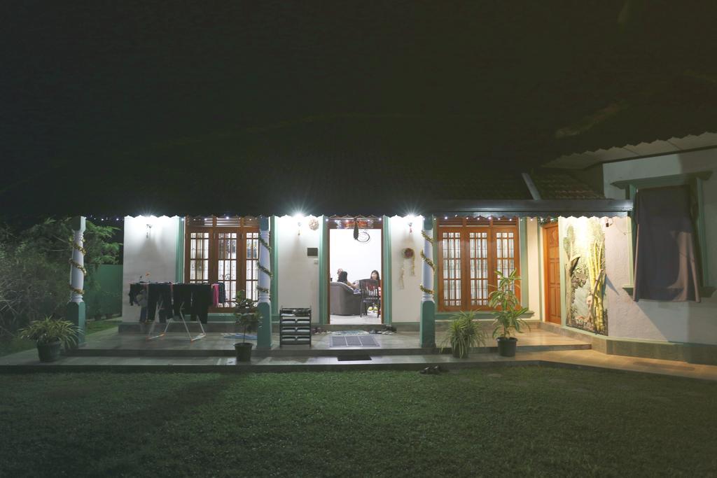 בנטוטה Lumbini Villa מראה חיצוני תמונה